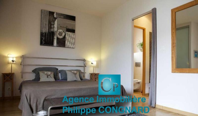 Maison - 270 m² - 8 pièces