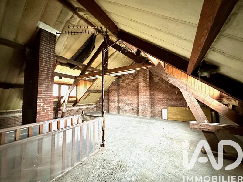 Maison - 300 m² - 14 pièces