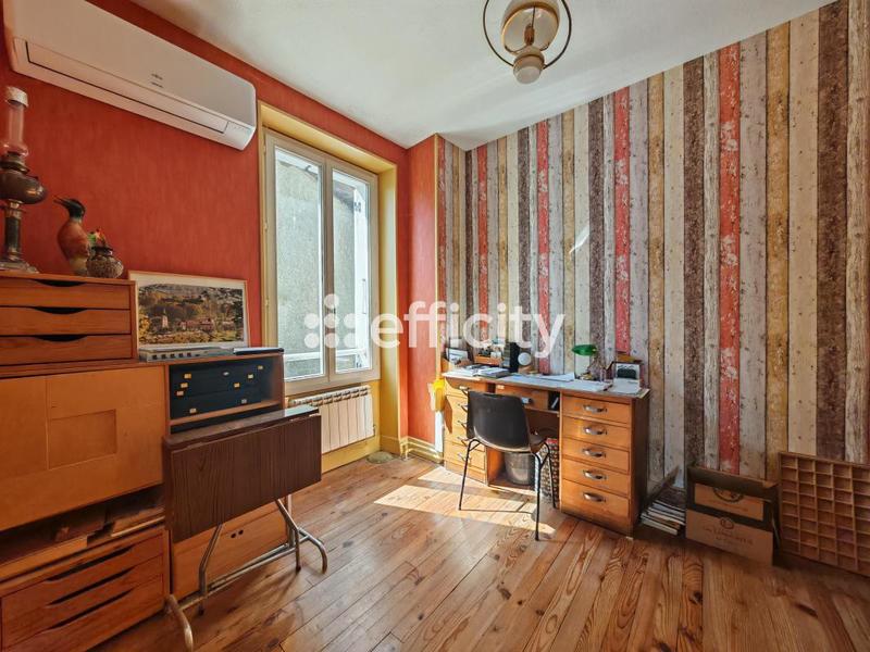 Maison - 92 m² - 4 pièces