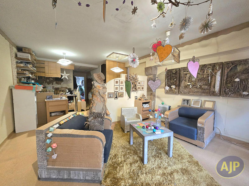 Immeuble - 32 m² - 7 pièces