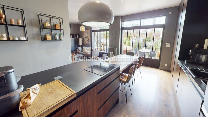 Maison - 151 m² - 5 pièces