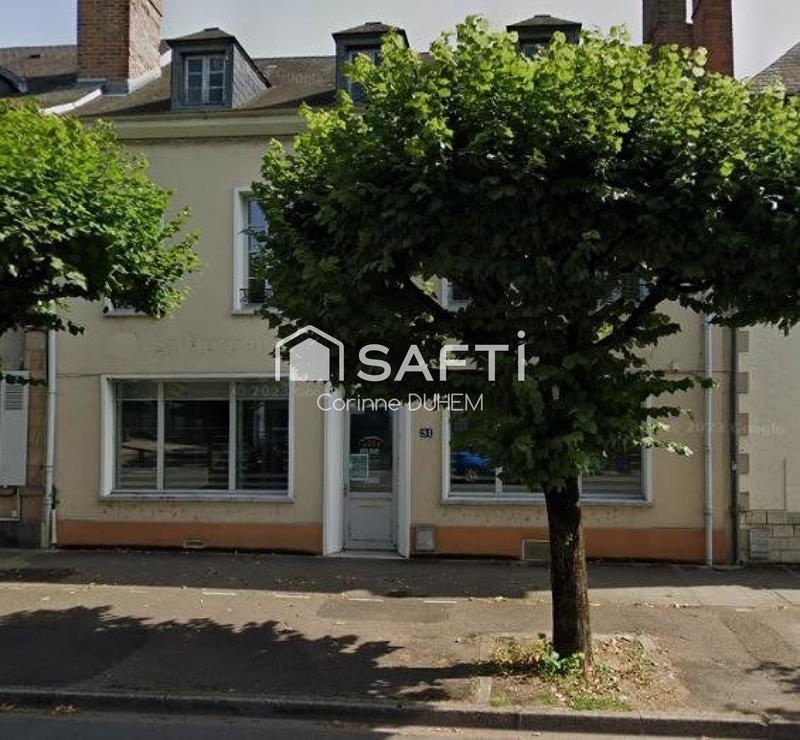 Local commercial - 200 m² - 10 pièces