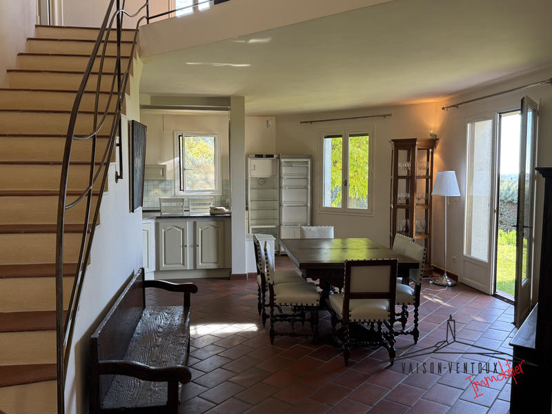 Villa - 174 m² - 6 pièces