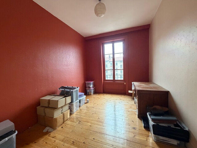 Appartement - 89 m² - 3 pièces