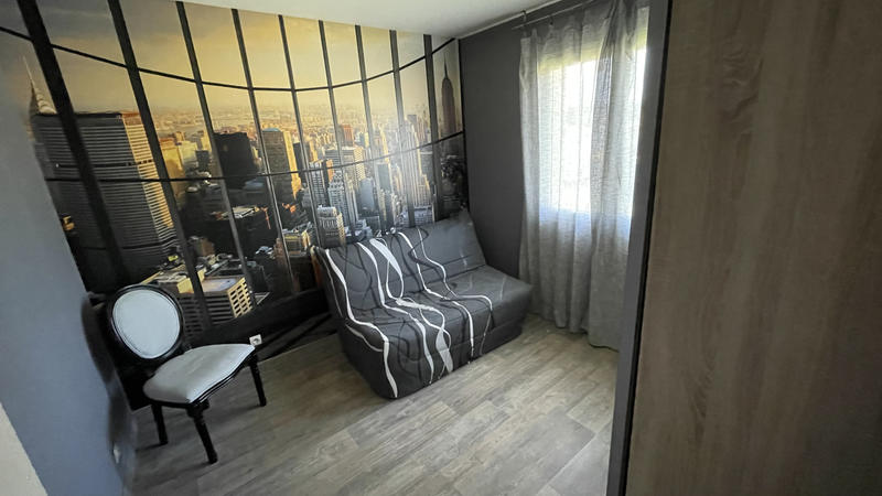 Villa - 151 m² - 9 pièces