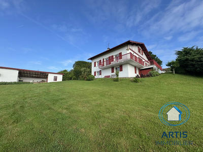 Maison - 164 m² - 5 pièces