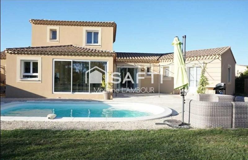 Maison - 174 m² - 7 pièces