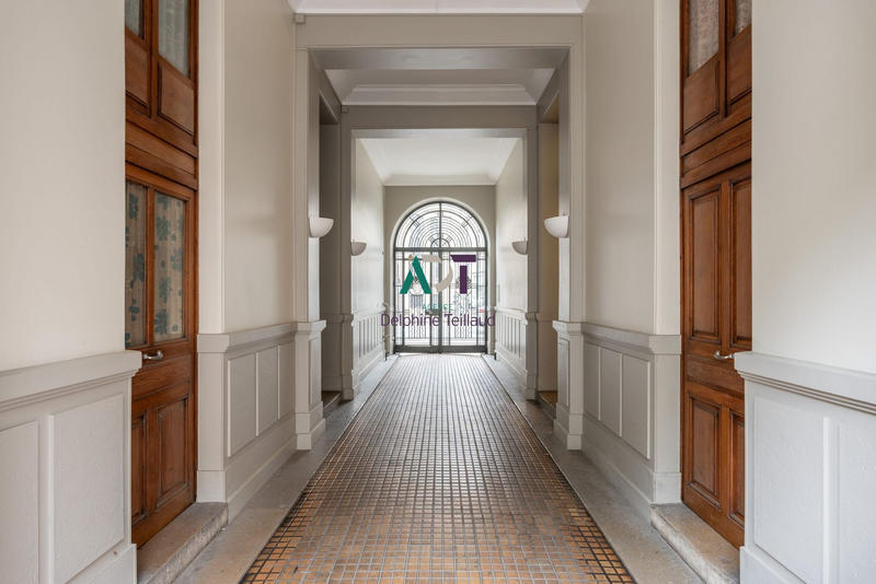 Appartement - 163 m² - 7 pièces