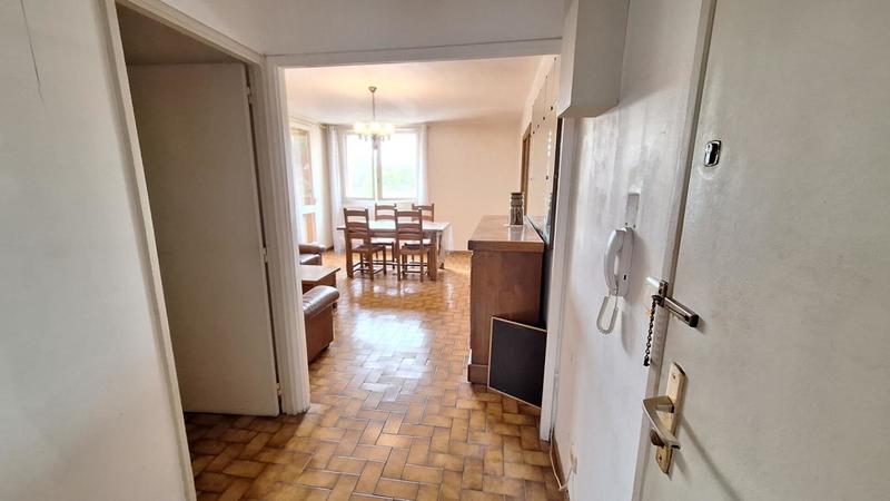 Appartement - 83 m² - 4 pièces