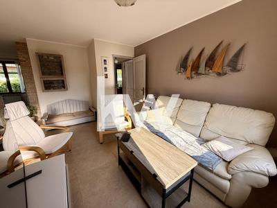 Maison - 198 m² - 6 pièces