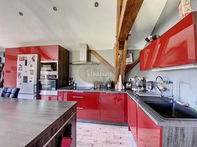 Maison - 300 m² - 10 pièces