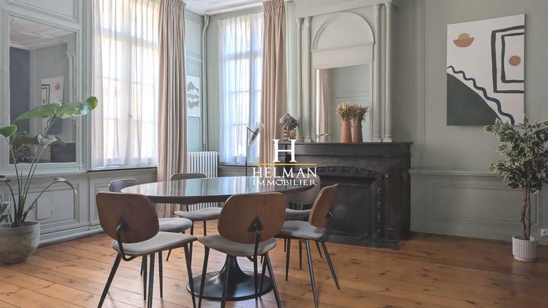 Maison - 226 m² - 7 pièces