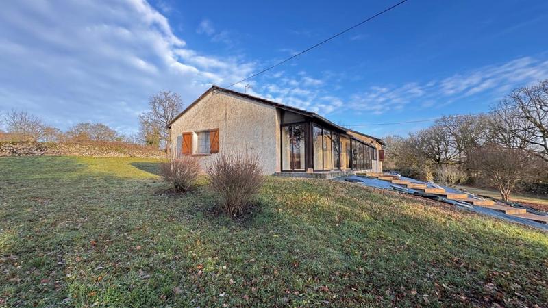 Maison - 104 m² - 4 pièces