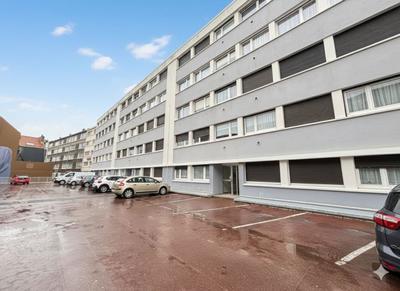 Appartement - 80 m² - 3 pièces