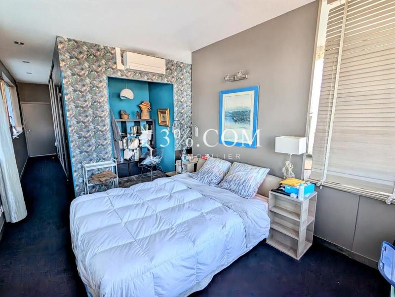 Penthouse - 138 m² - 4 pièces