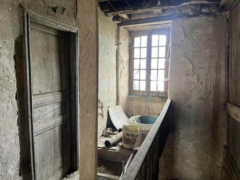 Maison - 307 m² - 5 pièces