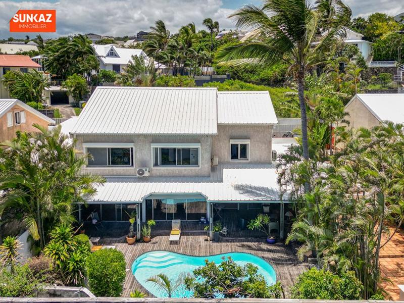 Villa - 240 m² - 6 pièces