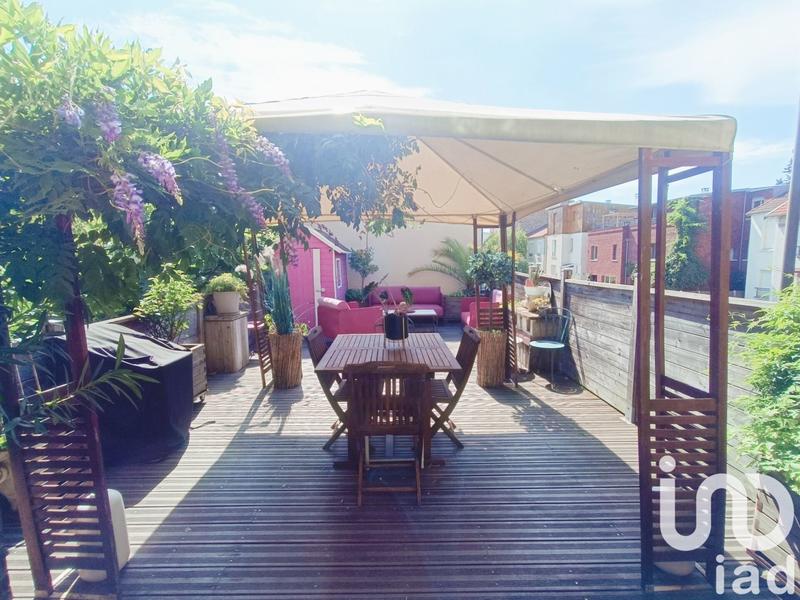 Maison - 294 m² - 8 pièces