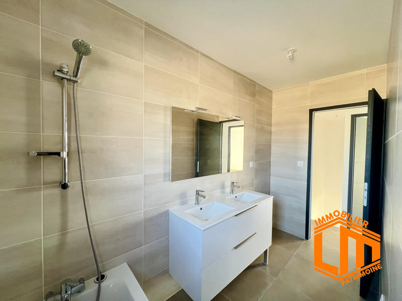 Villa - 97 m² - 4 pièces