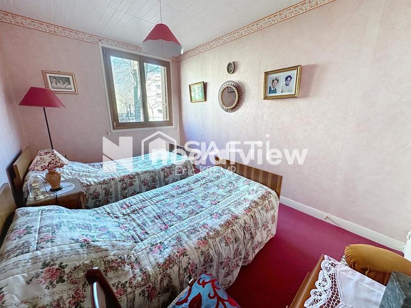 Appartement - 83 m² - 5 pièces