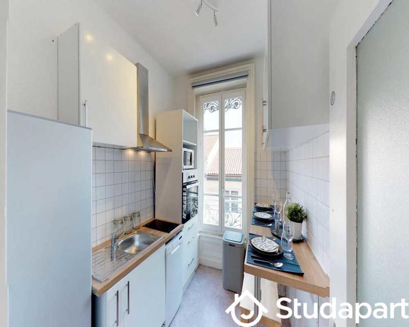 Chambre - 60 m² - 1 pièce