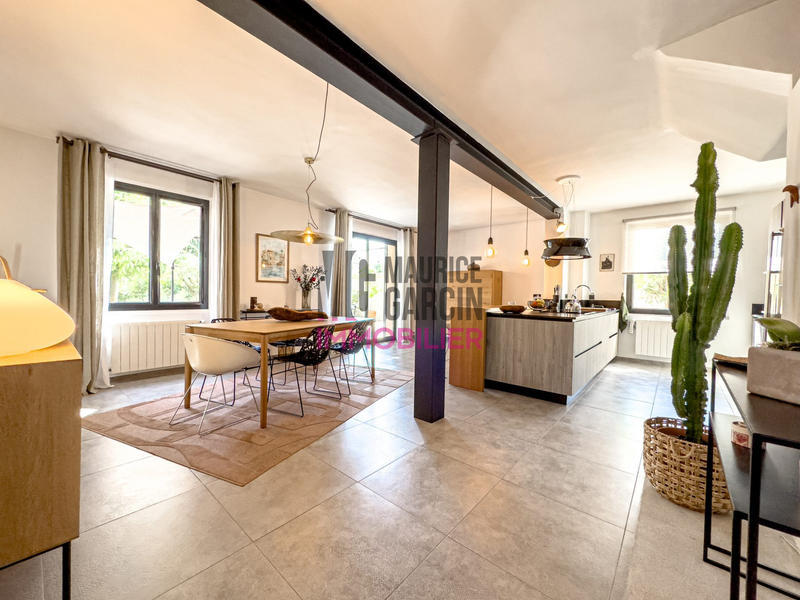 Maison - 190 m² - 6 pièces