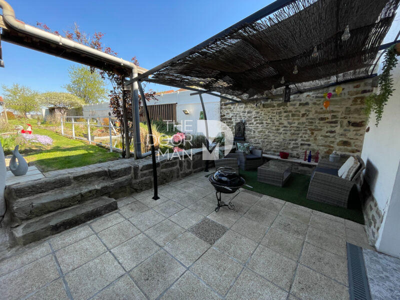 Maison en pierre - 122 m² - 5 pièces