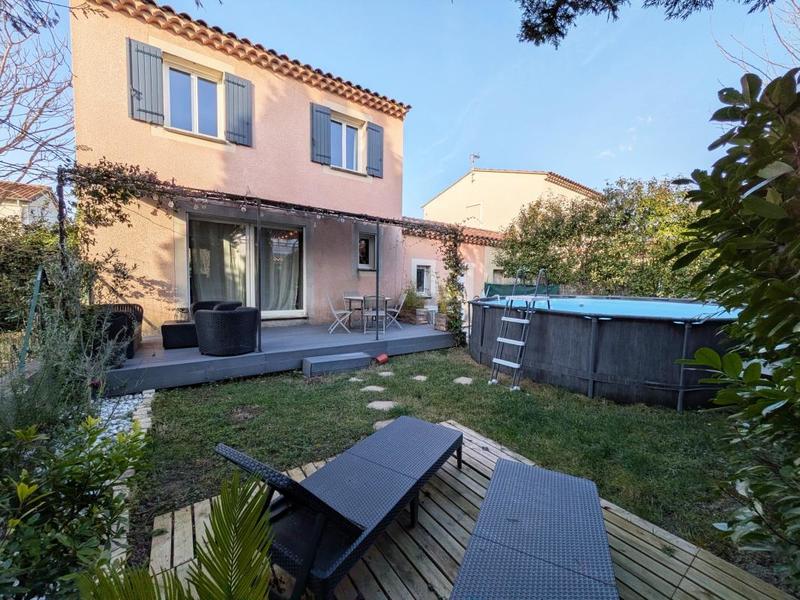 Maison - 80 m² - 4 pièces