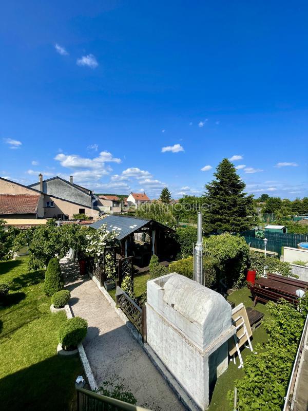 Appartement - 210 m² - 8 pièces