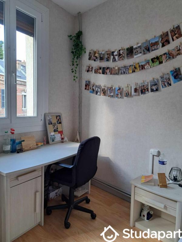 Chambre - 12 m² - 1 pièce