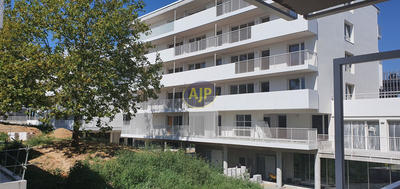 Appartement - 84 m² - 4 pièces