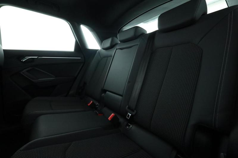 Audi Q3 40 Tdi s line Quattro s tronic 7 190 ch