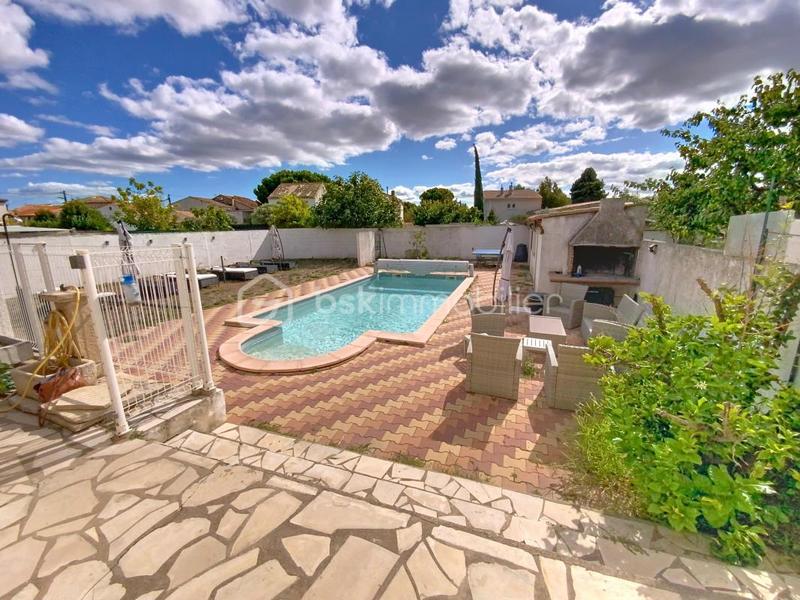 Maison traditionnelle - 176 m² - 7 pièces