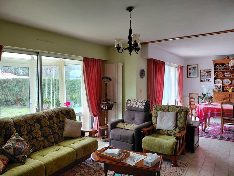 Maison - 99 m² - 5 pièces