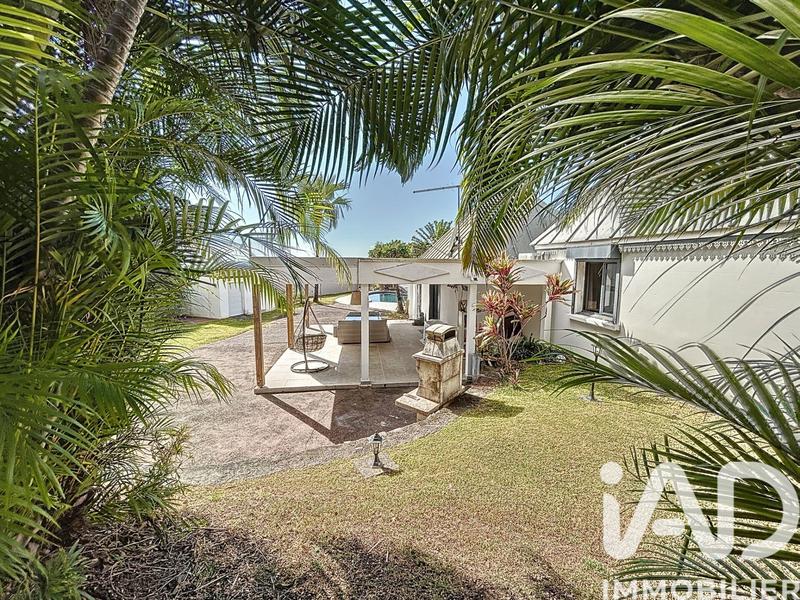 Maison - 185 m² - 7 pièces