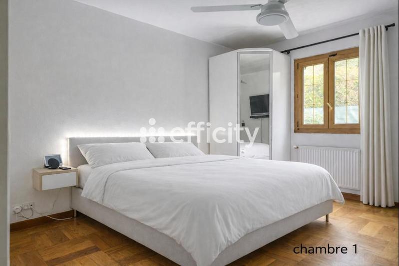 Villa - 160 m² - 7 pièces