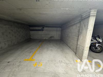Parking - 12 m²