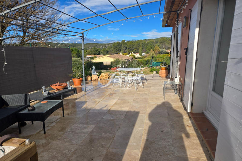 Villa - 115 m² - 4 pièces