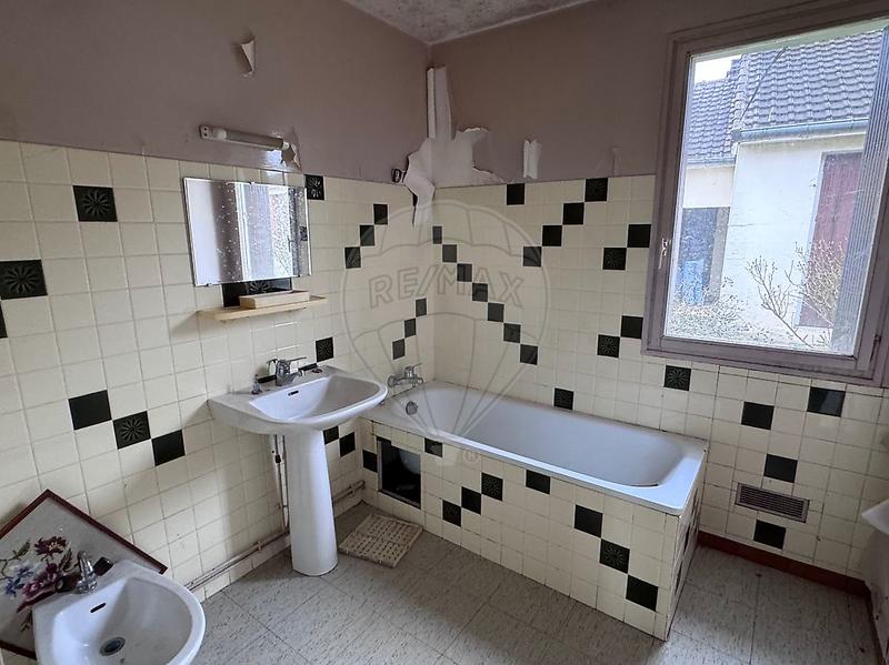 Maison - 145 m² - 6 pièces