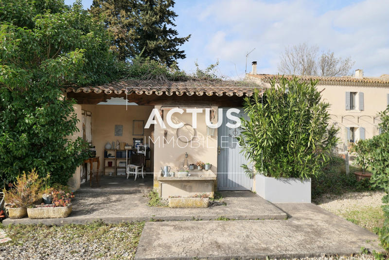 Maison - 220 m² - 7 pièces