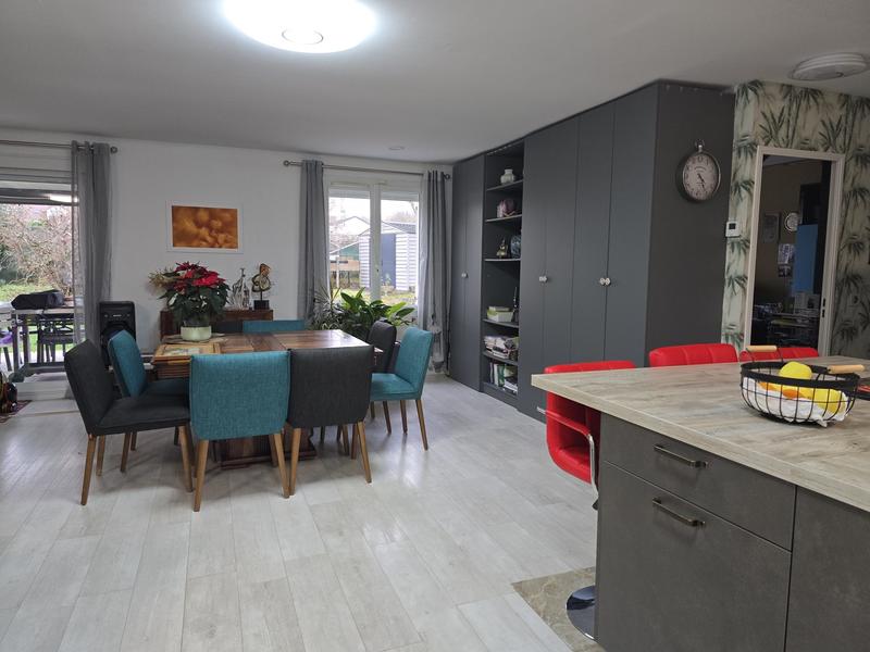 Maison - 93 m² - 5 pièces