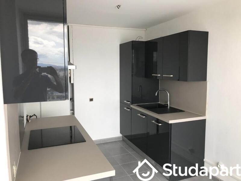 Chambre - 9 m² - 1 pièce