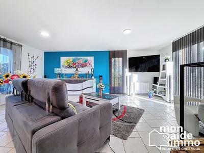 Maison traditionnelle - 164 m² - 6 pièces