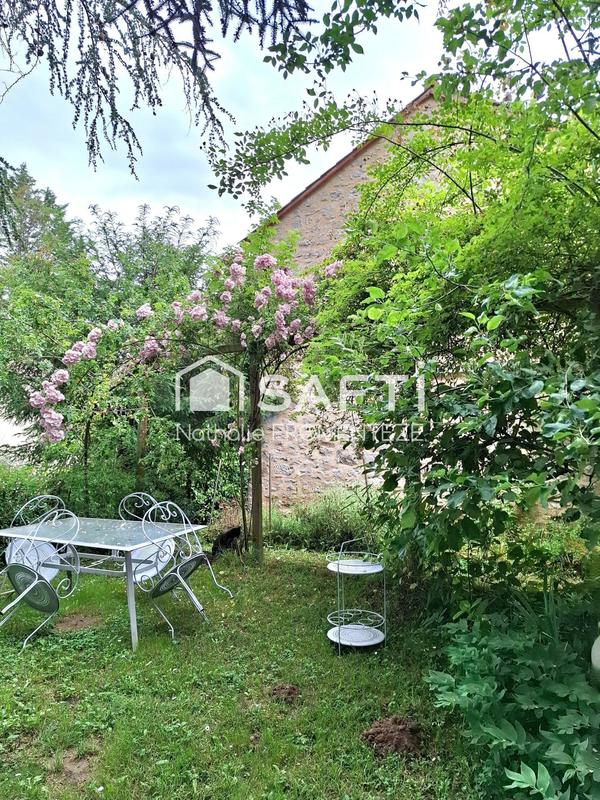 Maison de village - 162 m² - 6 pièces