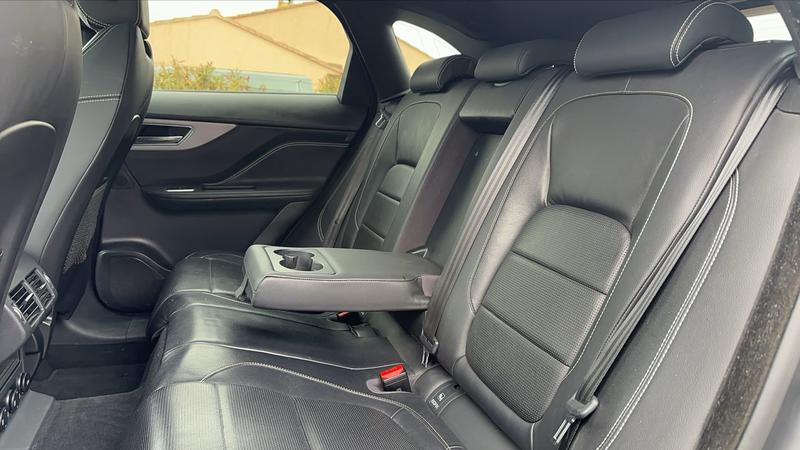 Jaguar F-Pace 2.0 d 180 Bva R-Sport