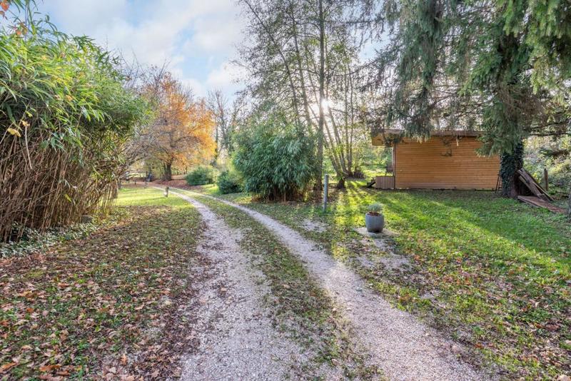 Corps de ferme - 350 m² - 12 pièces