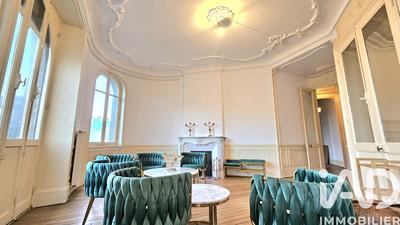 Appartement - 177 m² - 5 pièces