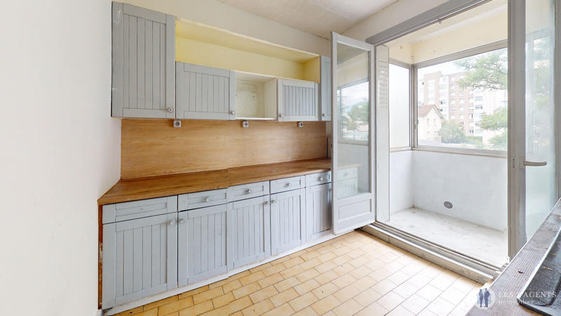 Appartement - 60 m² - 4 pièces