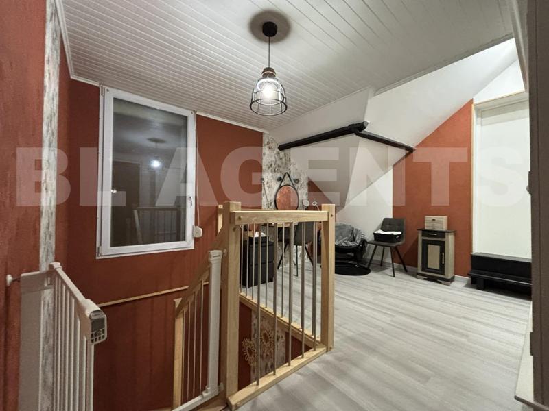 Maison traditionnelle - 95 m² - 5 pièces