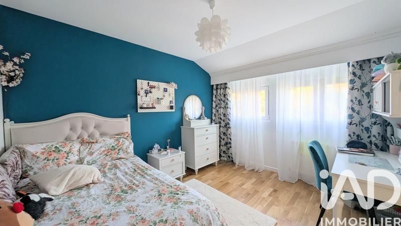 Maison - 157 m² - 8 pièces